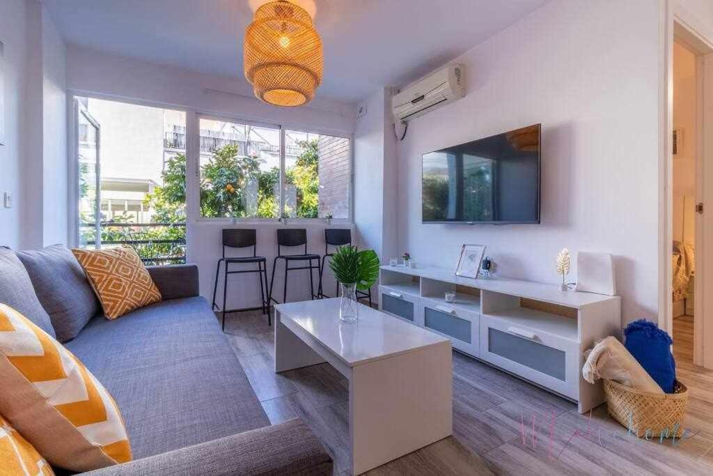 Apartamento 1 En Estadio Sevilla 6 Plazas Y Metro Luaran gambar